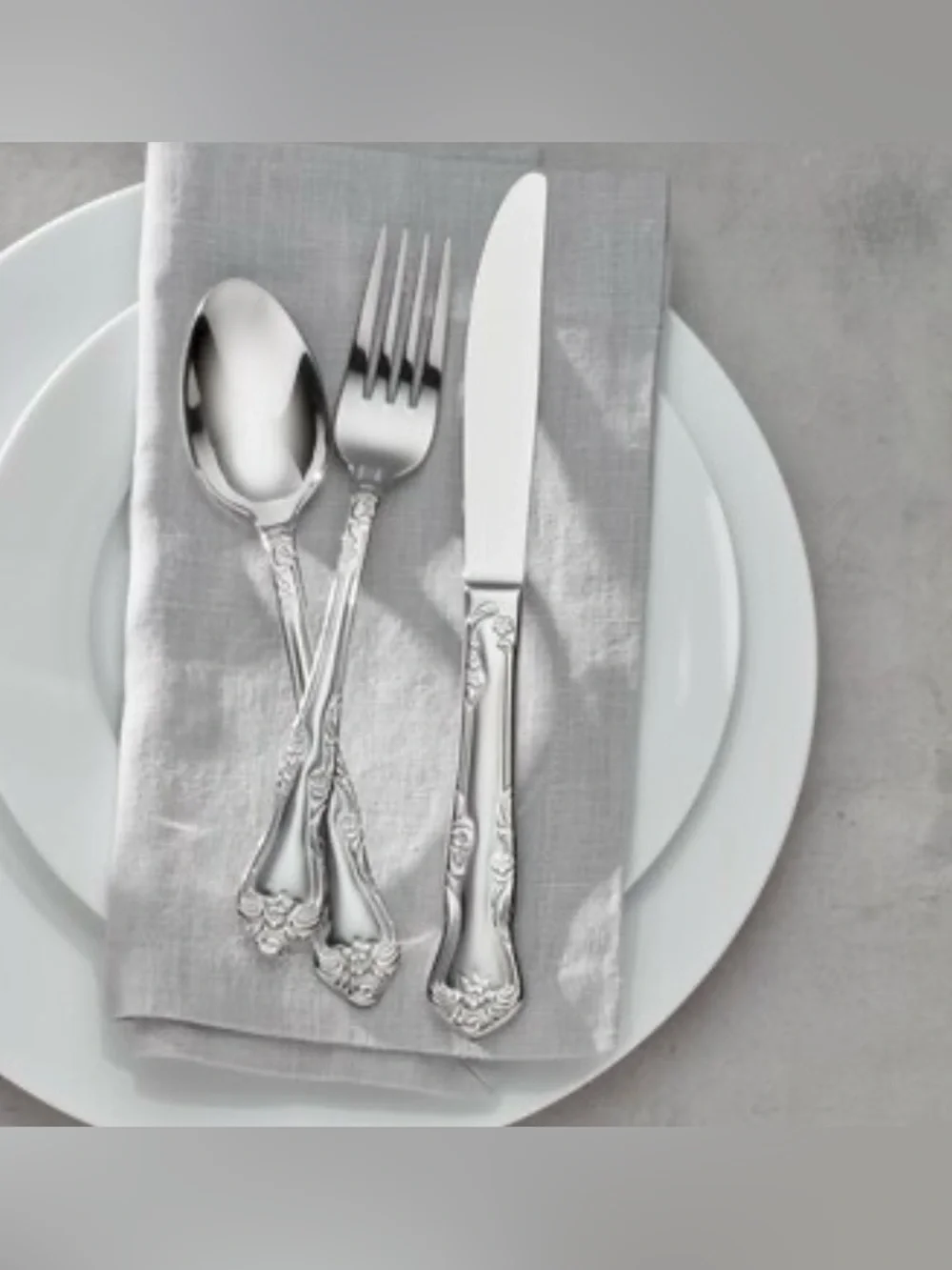 Oneida Azalea 45-Piece Mirror 18/0 Stainless Steel Flatware Set (Service for 8)